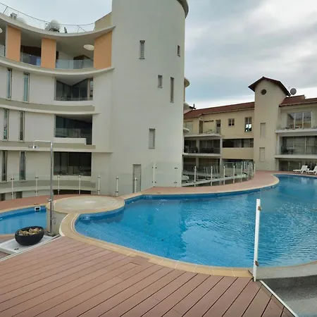 Appartement City Center Pool View *