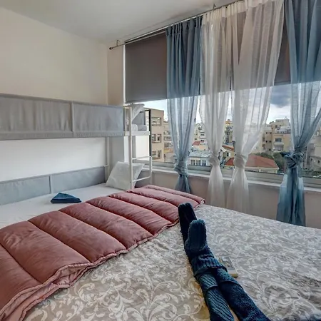 Appartement City Center Pool View Larnaca